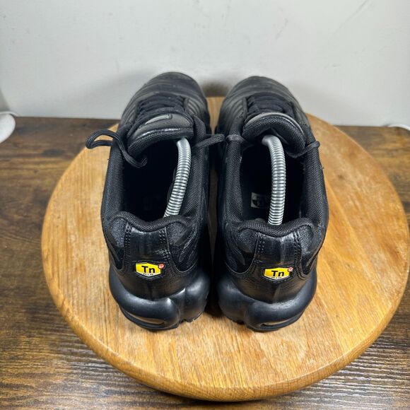 Nike Air Max‎ Plus TN Triple Black Leather Men’s Size 9.5 Shoes AJ2029-001 - Picture 4 of 8